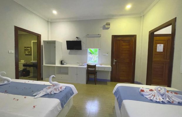 twin-room-with-garden-view-3